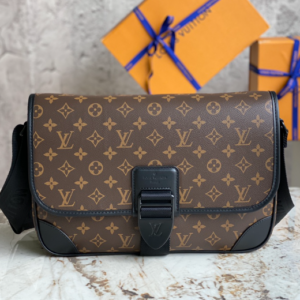 Louis Vuitton ARCHY Medium Men’s Messenger Bag