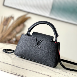Louis Vuitton Capucines East West Mini Bag – Black
